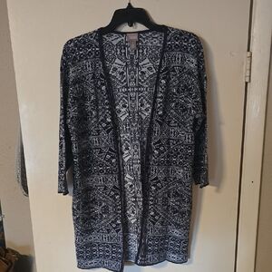 Chico's Black and Gray Patterned Knit Top